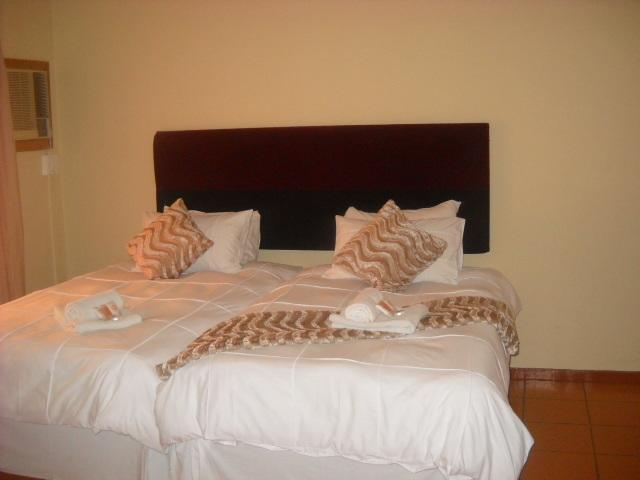 The Beverly Hills Guest Lodge Phalaborwa Pokoj fotografie