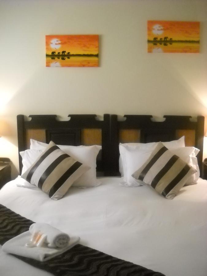 The Beverly Hills Guest Lodge Phalaborwa Pokoj fotografie